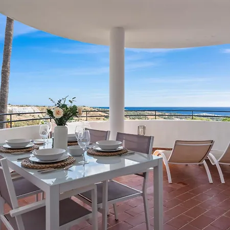 Panoramic Sea View With Pool Apartment