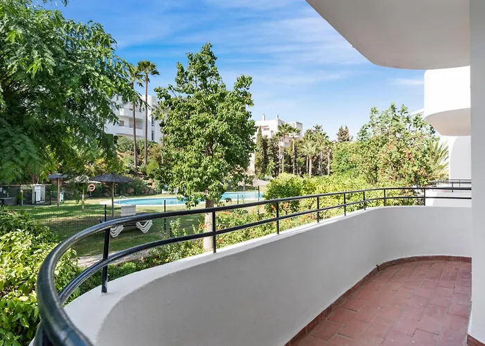 Panoramic Sea View With Pool Apartman